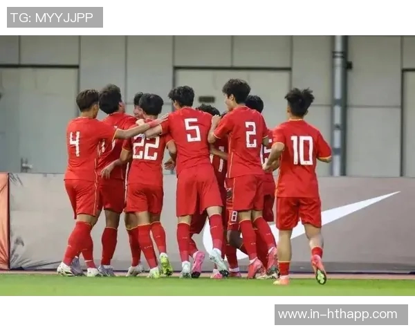 U16国足表现出色何思凡闪电进球助球队领先四球 U16国足表现出色何思凡闪电进球助球队领先四球