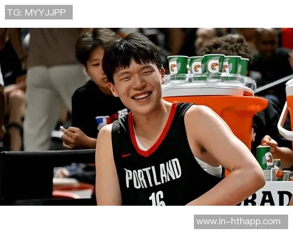 杨瀚森称赞萨尔身体素质提升期待向其学习在NBA的成长之路